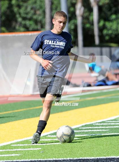 Thumbnail 3 in Aliso Niguel vs. San Juan Hills (Summer League) photogallery.