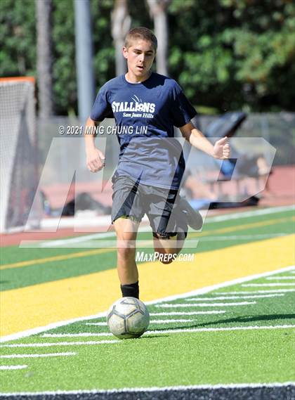 Thumbnail 2 in Aliso Niguel vs. San Juan Hills (Summer League) photogallery.