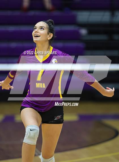 Thumbnail 1 in St. John Lutheran @ Montverde Academy photogallery.