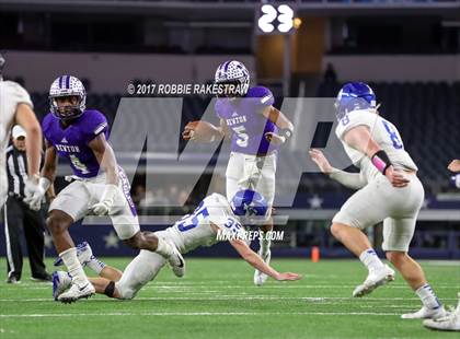 Thumbnail 3 in Gunter vs. Newton (UIL 3A Division 2 Final) photogallery.