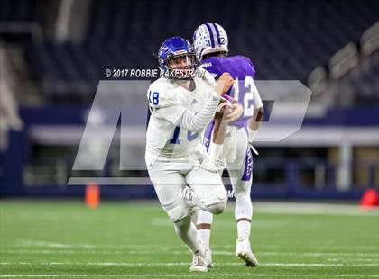Thumbnail 3 in Gunter vs. Newton (UIL 3A Division 2 Final) photogallery.