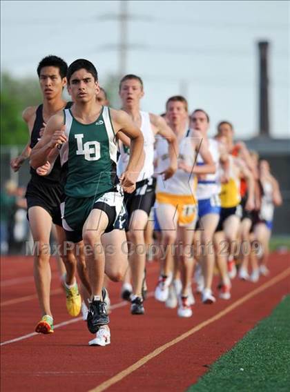Thumbnail 1 in Oakland County High School Track & Field Championships photogallery.