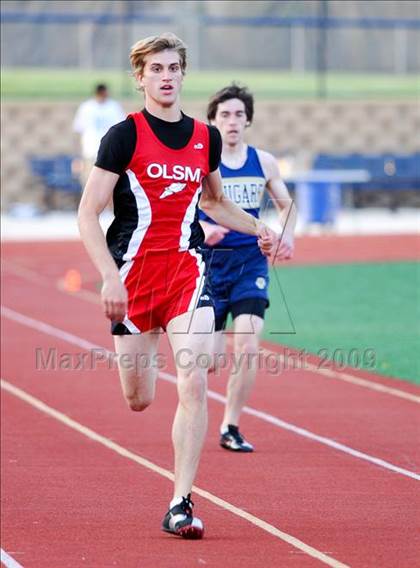 Thumbnail 3 in Oakland County High School Track & Field Championships photogallery.