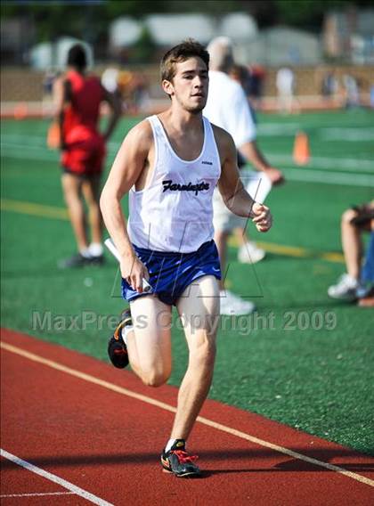 Thumbnail 3 in Oakland County High School Track & Field Championships photogallery.