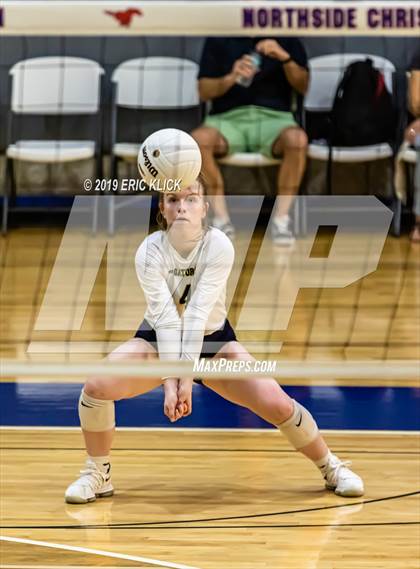 Thumbnail 3 in Land O' Lakes vs. Largo (Mustang Classic Tournament) photogallery.