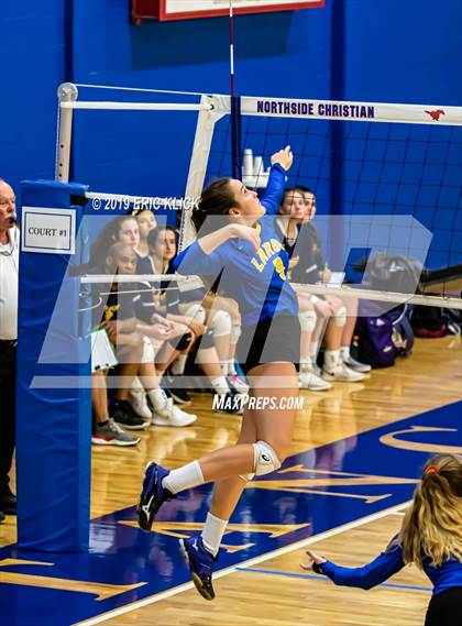 Thumbnail 3 in Land O' Lakes vs. Largo (Mustang Classic Tournament) photogallery.