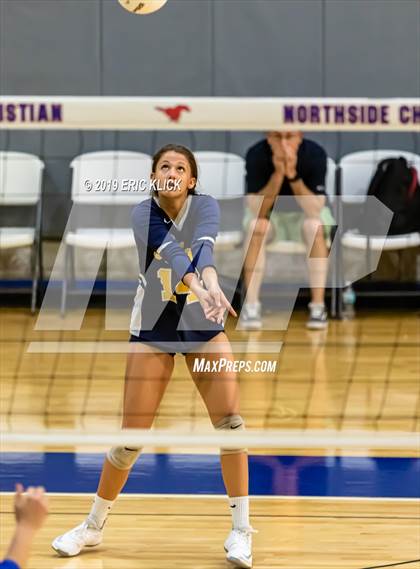Thumbnail 3 in Land O' Lakes vs. Largo (Mustang Classic Tournament) photogallery.