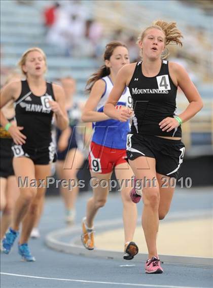 Thumbnail 1 in NCHSAA 3A Track and Field Championships photogallery.