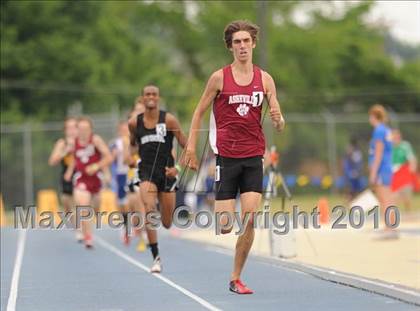 Thumbnail 3 in NCHSAA 3A Track and Field Championships photogallery.