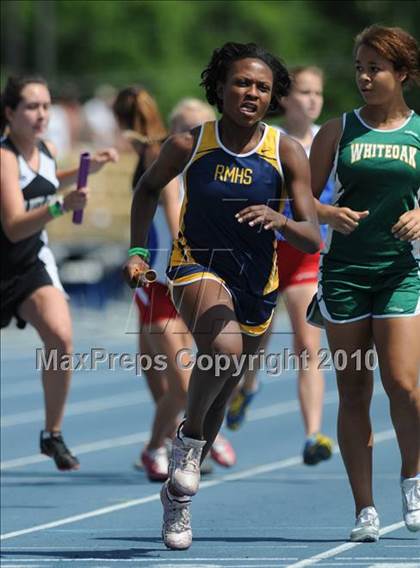 Thumbnail 2 in NCHSAA 3A Track and Field Championships photogallery.
