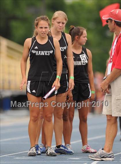 Thumbnail 3 in NCHSAA 3A Track and Field Championships photogallery.