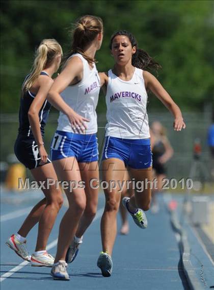 Thumbnail 2 in NCHSAA 3A Track and Field Championships photogallery.