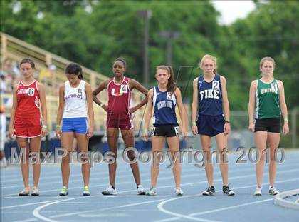 Thumbnail 3 in NCHSAA 3A Track and Field Championships photogallery.