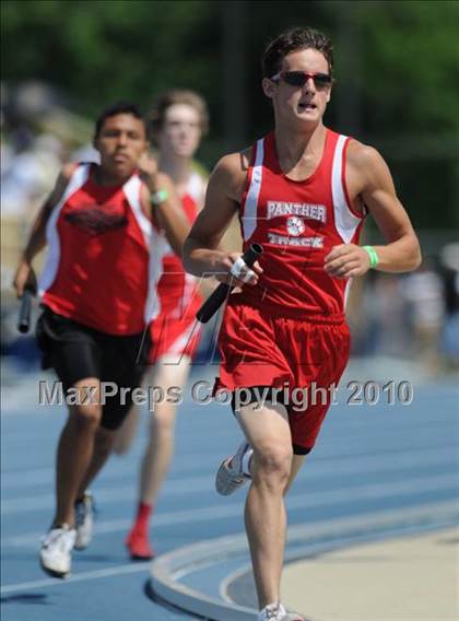 Thumbnail 1 in NCHSAA 3A Track and Field Championships photogallery.