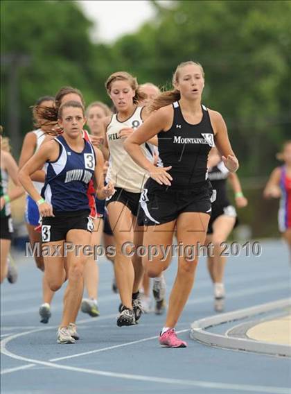 Thumbnail 2 in NCHSAA 3A Track and Field Championships photogallery.