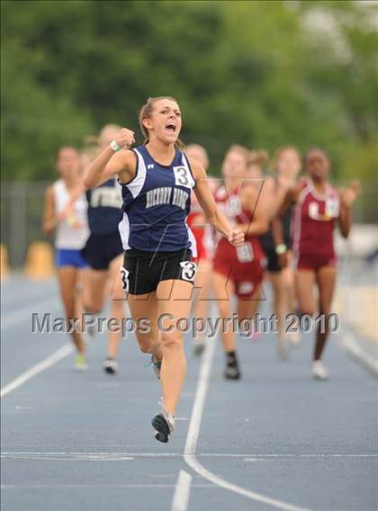 Thumbnail 2 in NCHSAA 3A Track and Field Championships photogallery.
