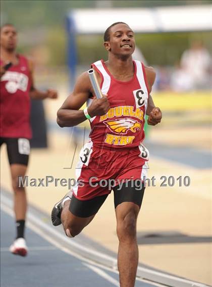 Thumbnail 2 in NCHSAA 3A Track and Field Championships photogallery.