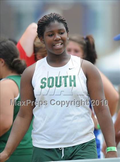 Thumbnail 3 in NCHSAA 3A Track and Field Championships photogallery.