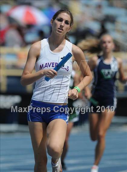 Thumbnail 1 in NCHSAA 3A Track and Field Championships photogallery.