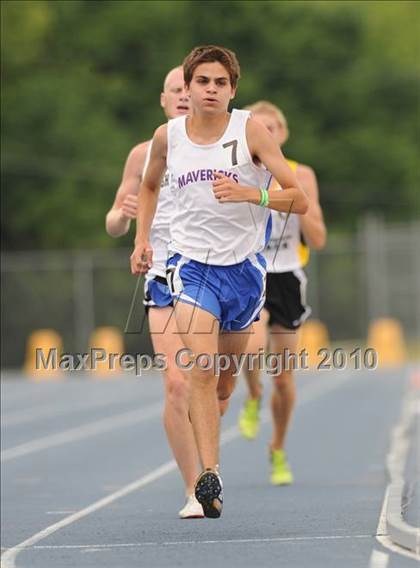 Thumbnail 3 in NCHSAA 3A Track and Field Championships photogallery.