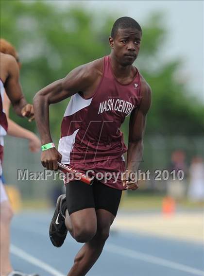 Thumbnail 3 in NCHSAA 3A Track and Field Championships photogallery.