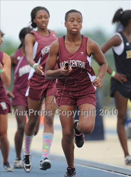 Thumbnail 2 in NCHSAA 3A Track and Field Championships photogallery.