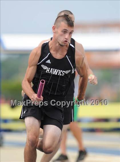 Thumbnail 1 in NCHSAA 3A Track and Field Championships photogallery.