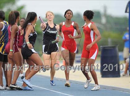 Thumbnail 1 in NCHSAA 3A Track and Field Championships photogallery.