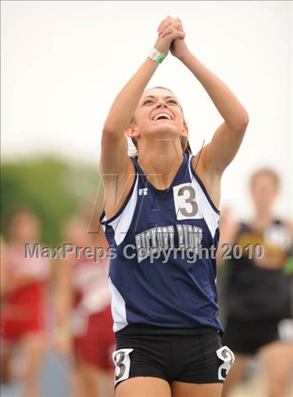 Thumbnail 3 in NCHSAA 3A Track and Field Championships photogallery.