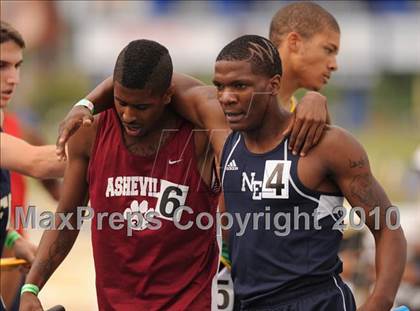 Thumbnail 2 in NCHSAA 3A Track and Field Championships photogallery.