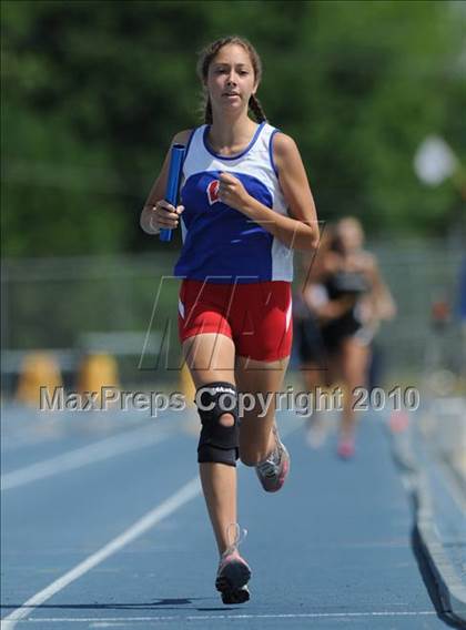 Thumbnail 2 in NCHSAA 3A Track and Field Championships photogallery.