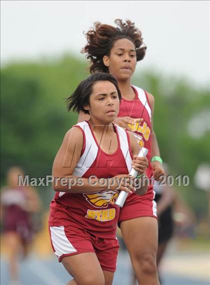Thumbnail 2 in NCHSAA 3A Track and Field Championships photogallery.