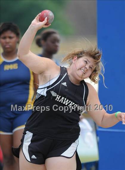 Thumbnail 2 in NCHSAA 3A Track and Field Championships photogallery.
