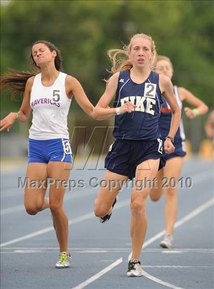 Thumbnail 1 in NCHSAA 3A Track and Field Championships photogallery.