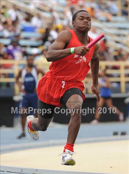 Thumbnail 1 in NCHSAA 3A Track and Field Championships photogallery.