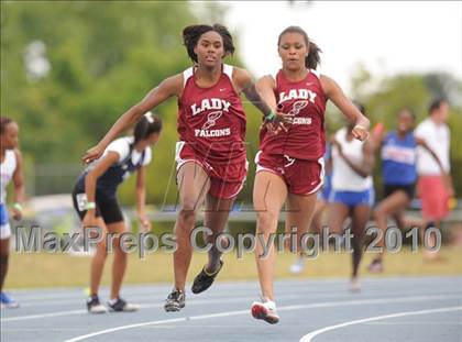 Thumbnail 2 in NCHSAA 3A Track and Field Championships photogallery.