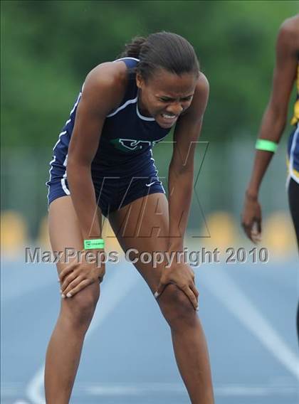 Thumbnail 3 in NCHSAA 3A Track and Field Championships photogallery.