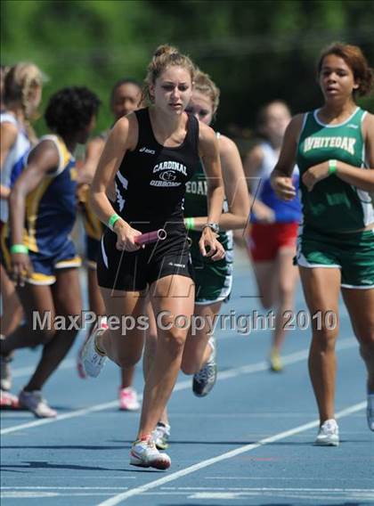 Thumbnail 1 in NCHSAA 3A Track and Field Championships photogallery.