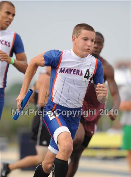 Thumbnail 1 in NCHSAA 3A Track and Field Championships photogallery.