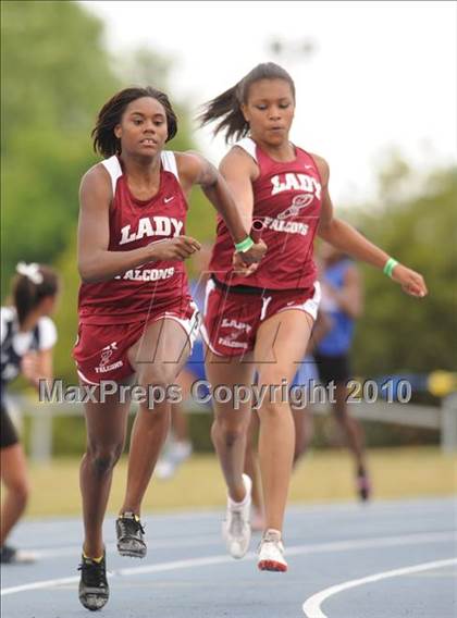 Thumbnail 3 in NCHSAA 3A Track and Field Championships photogallery.
