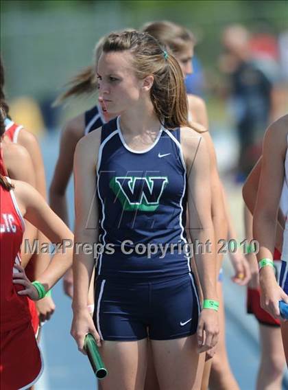 Thumbnail 3 in NCHSAA 3A Track and Field Championships photogallery.
