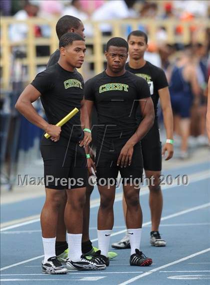 Thumbnail 1 in NCHSAA 3A Track and Field Championships photogallery.