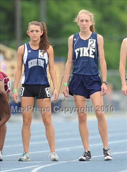 Thumbnail 1 in NCHSAA 3A Track and Field Championships photogallery.