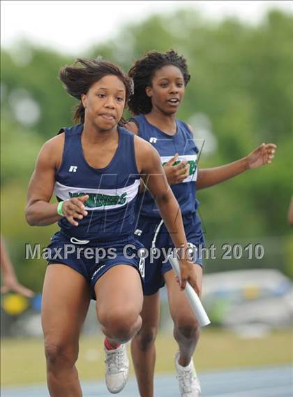 Thumbnail 1 in NCHSAA 3A Track and Field Championships photogallery.