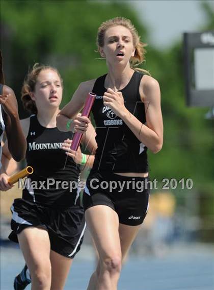 Thumbnail 3 in NCHSAA 3A Track and Field Championships photogallery.