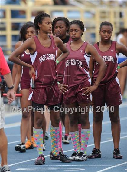 Thumbnail 1 in NCHSAA 3A Track and Field Championships photogallery.