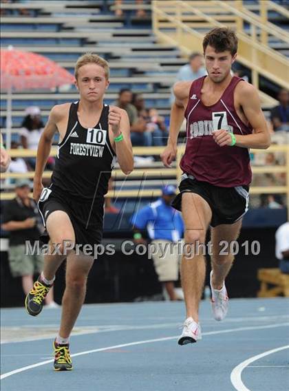 Thumbnail 2 in NCHSAA 3A Track and Field Championships photogallery.