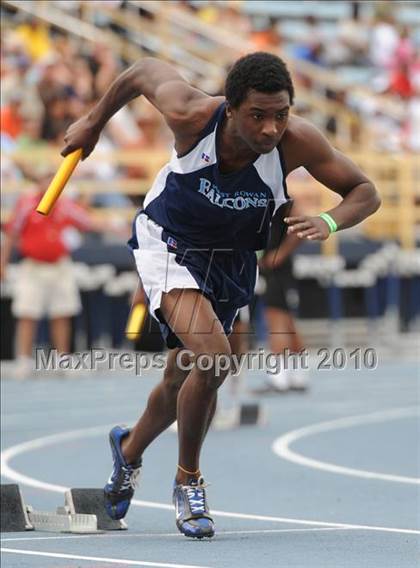 Thumbnail 3 in NCHSAA 3A Track and Field Championships photogallery.
