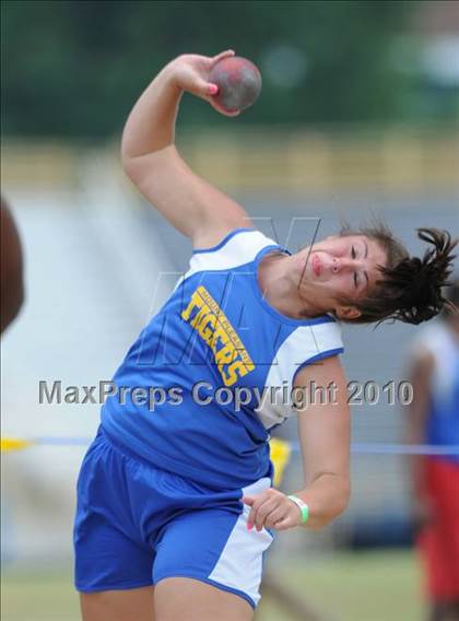 Thumbnail 3 in NCHSAA 3A Track and Field Championships photogallery.