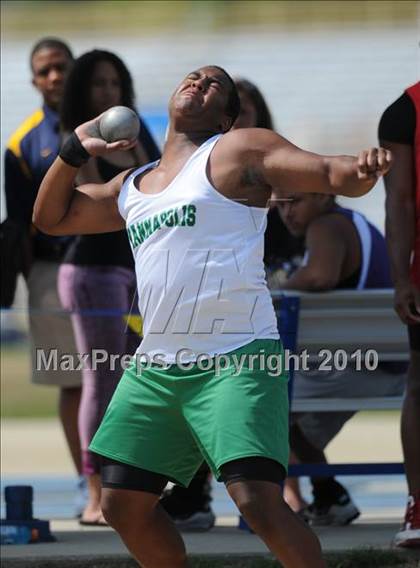 Thumbnail 3 in NCHSAA 3A Track and Field Championships photogallery.